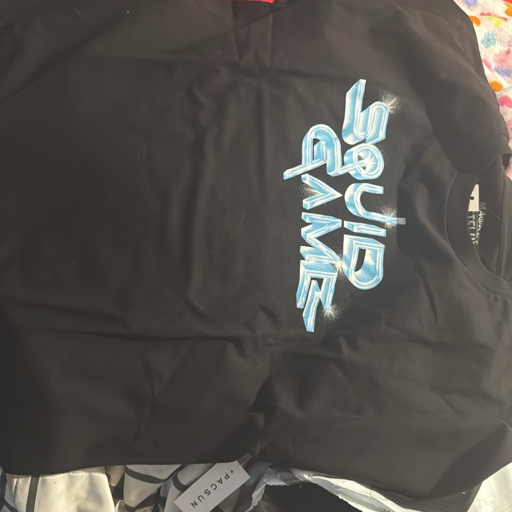 Brandnew squid games tee from pac-sun